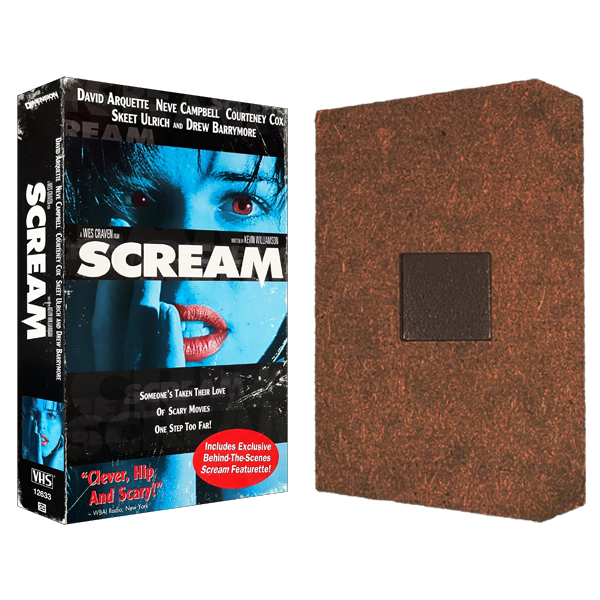 Scream Blue Variant Neve Mini VHS Magnet